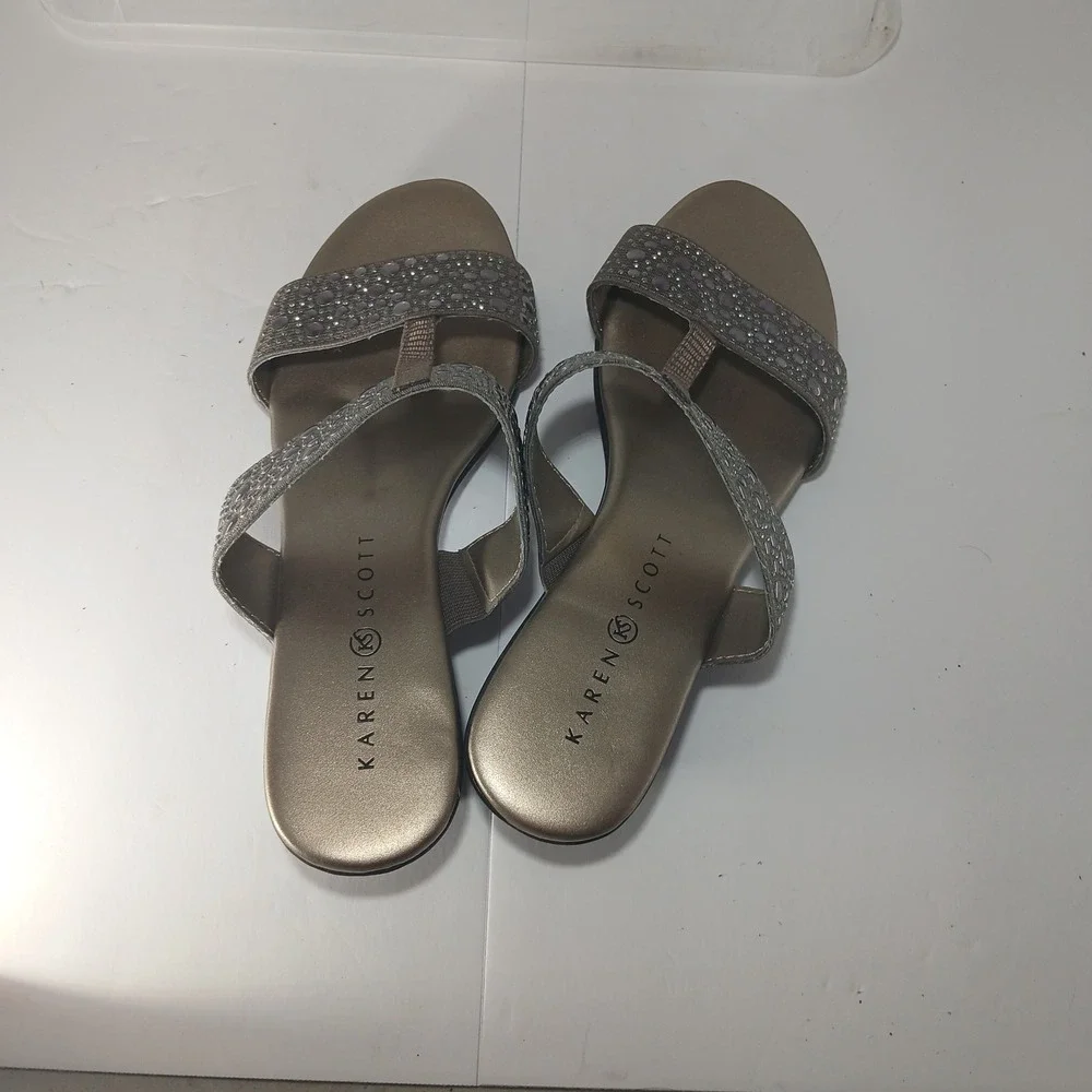 Karen Scott Eddina Sandals 6M Champagne Pewter‎ Rhinestone Low Wedge Slide Shoes